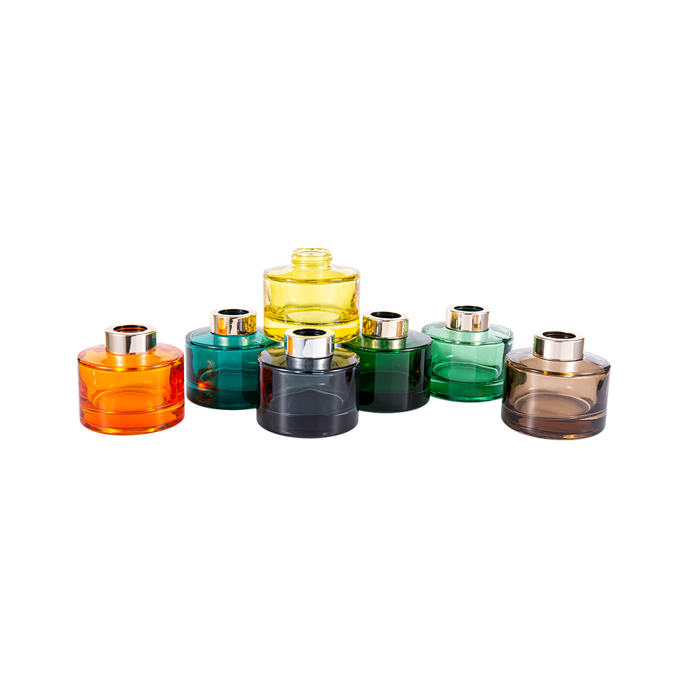 Flacon cu difuzor acoperit cu culoarea de 100 ml, cu capac mare din aluminiu UV de 28 mm